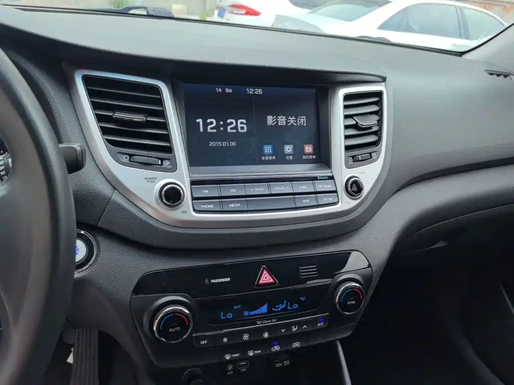 Hyundai Tucson — миниатюра 13