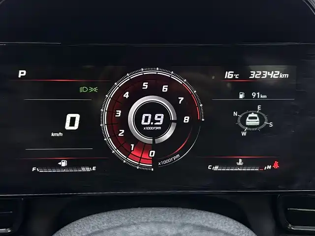 Hyundai Elantra — миниатюра 11