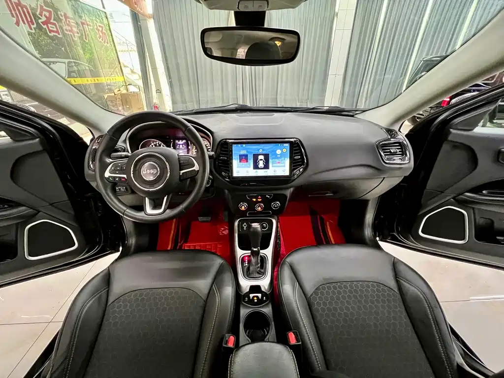 Jeep Compass — миниатюра 16