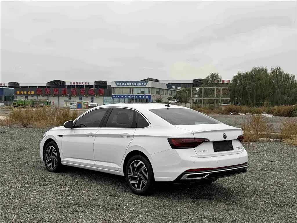 Volkswagen Sagitar — миниатюра 6