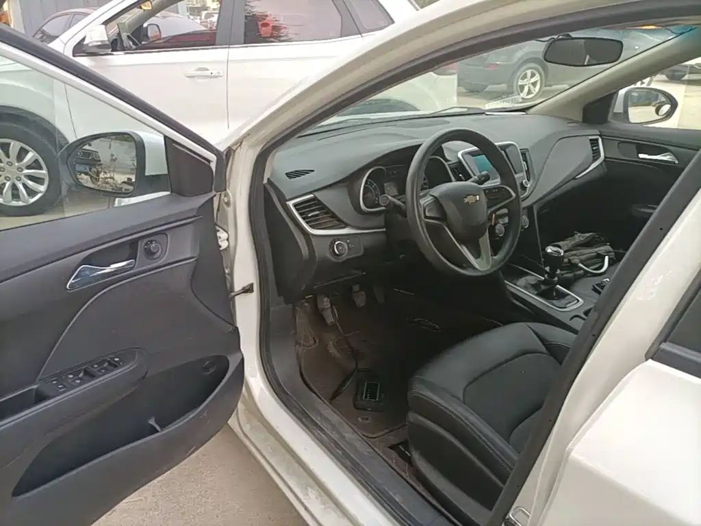 Chevrolet Cavalier — миниатюра 16