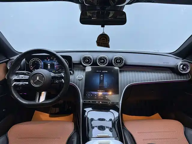 Mercedes-Benz C-Class — миниатюра 17