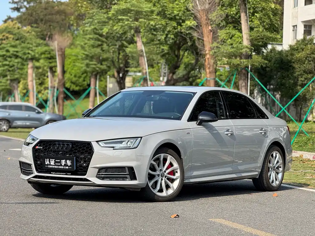 Audi A4L 2017
