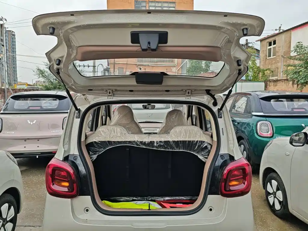 Wuling MINIEV — миниатюра 19