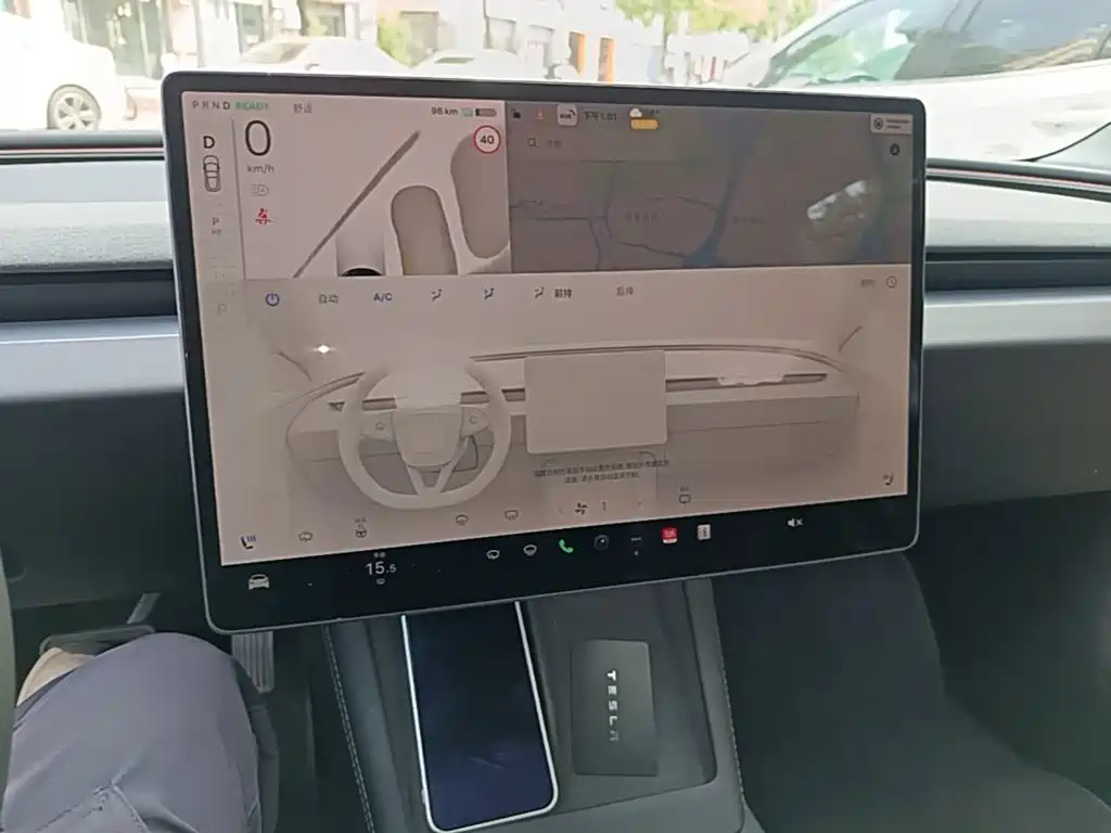 Tesla Model 3 — миниатюра 13