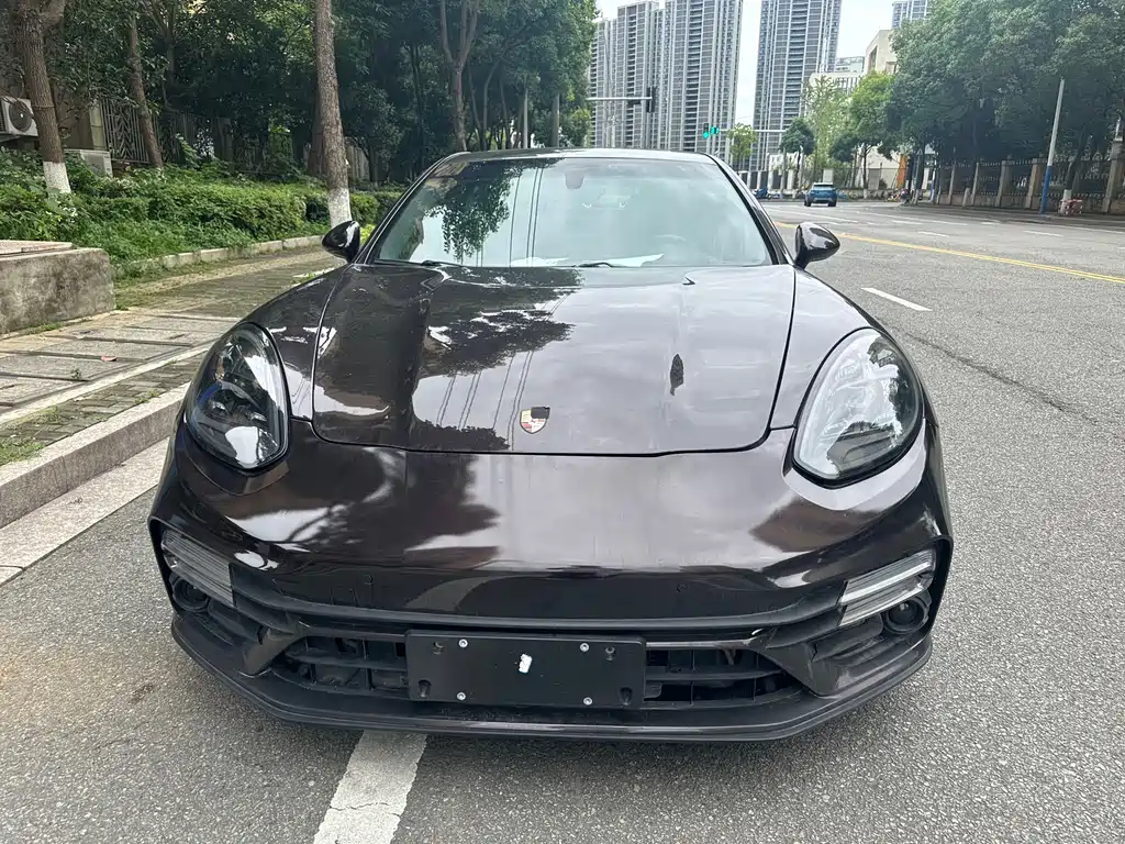 Porsche Panamera 2010 Panamera 4 3.6L