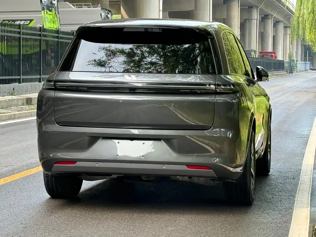 Li Auto Li L8 — миниатюра 17