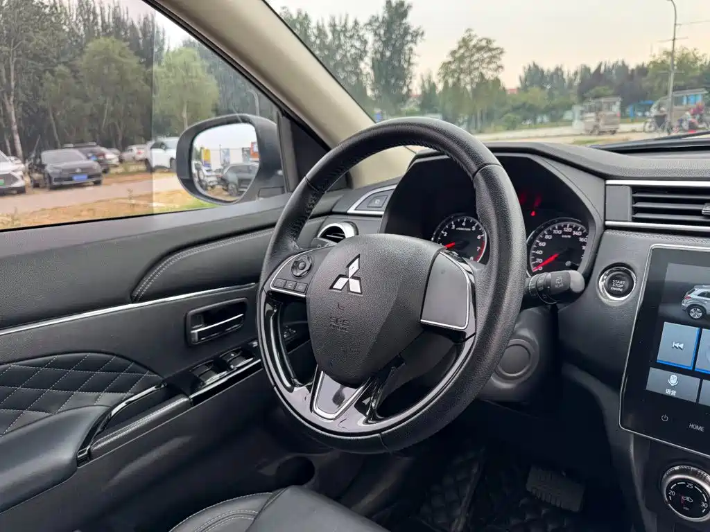 Mitsubishi ASX — миниатюра 16