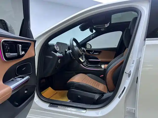 Mercedes-Benz C-Class — миниатюра 9