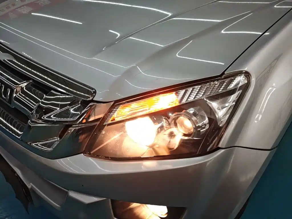 Isuzu D-MAX — миниатюра 24