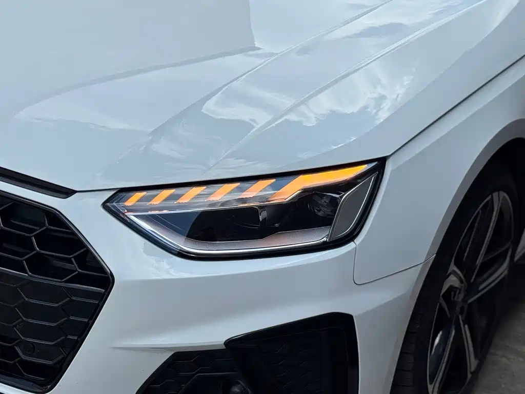 Audi A4L — миниатюра 12