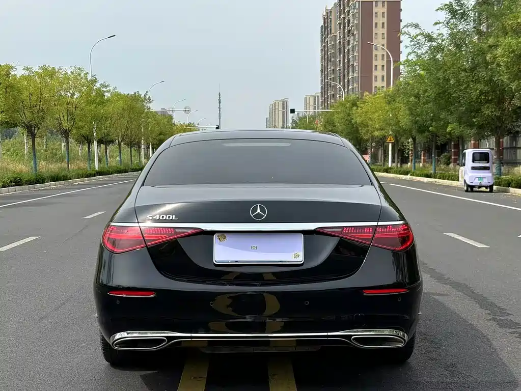 Mercedes-Benz S-Class — миниатюра 8