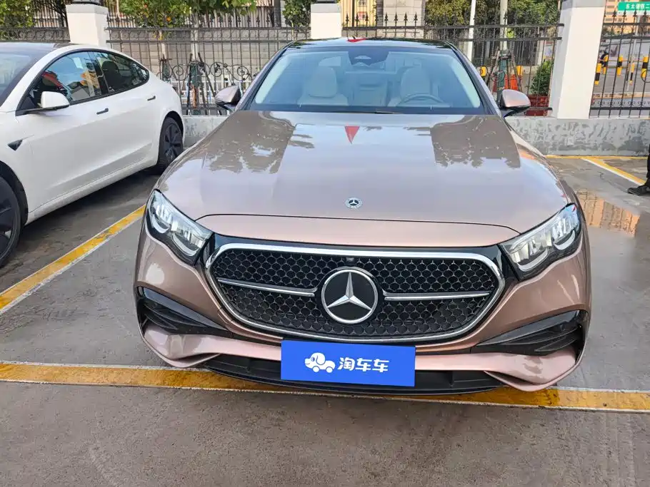 Mercedes-Benz E-Class (Import) — миниатюра 2