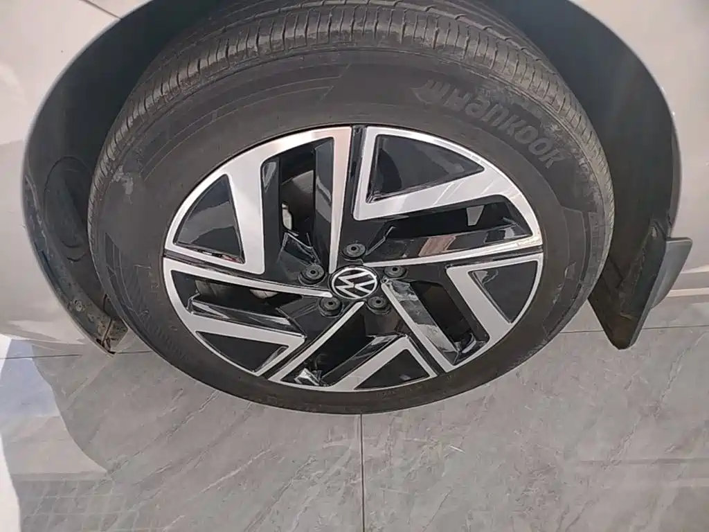 Volkswagen Sagitar — миниатюра 23