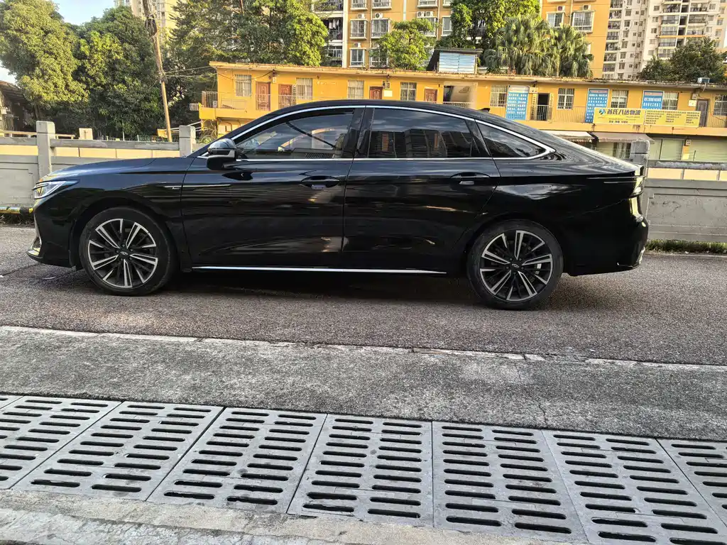 Chery Arrizo 8 — миниатюра 4