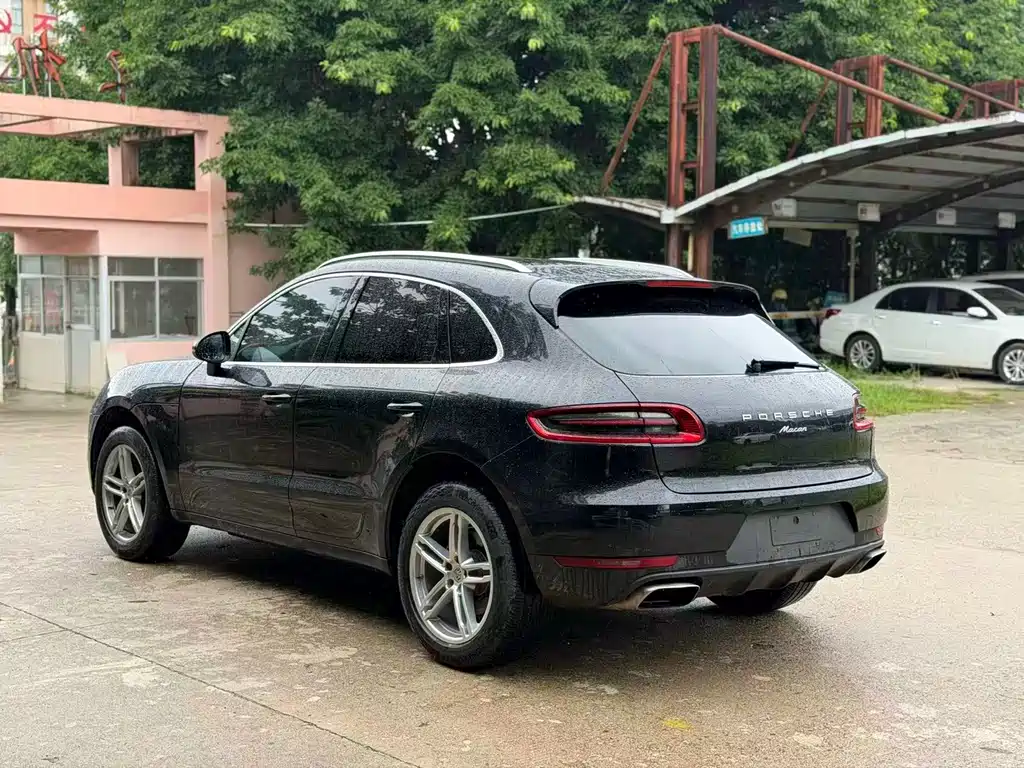 Porsche Macan 2016 Macan 2.0T