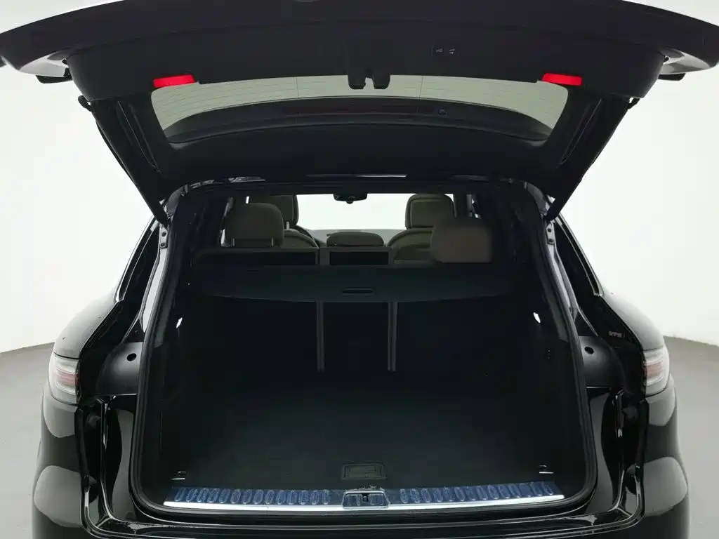Porsche Cayenne Hybrid — миниатюра 16