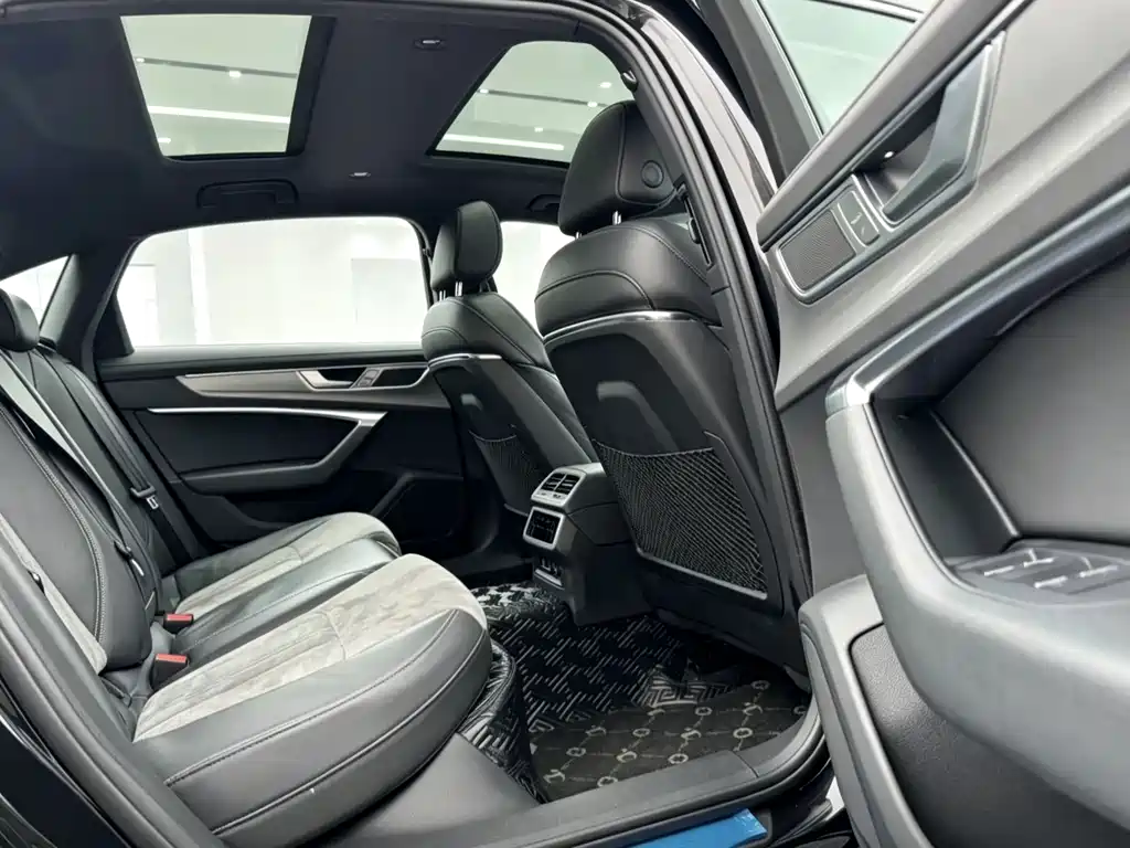 Audi A6L — миниатюра 7