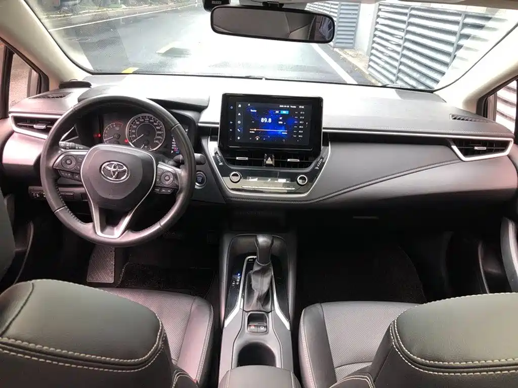 Toyota Corolla — миниатюра 6