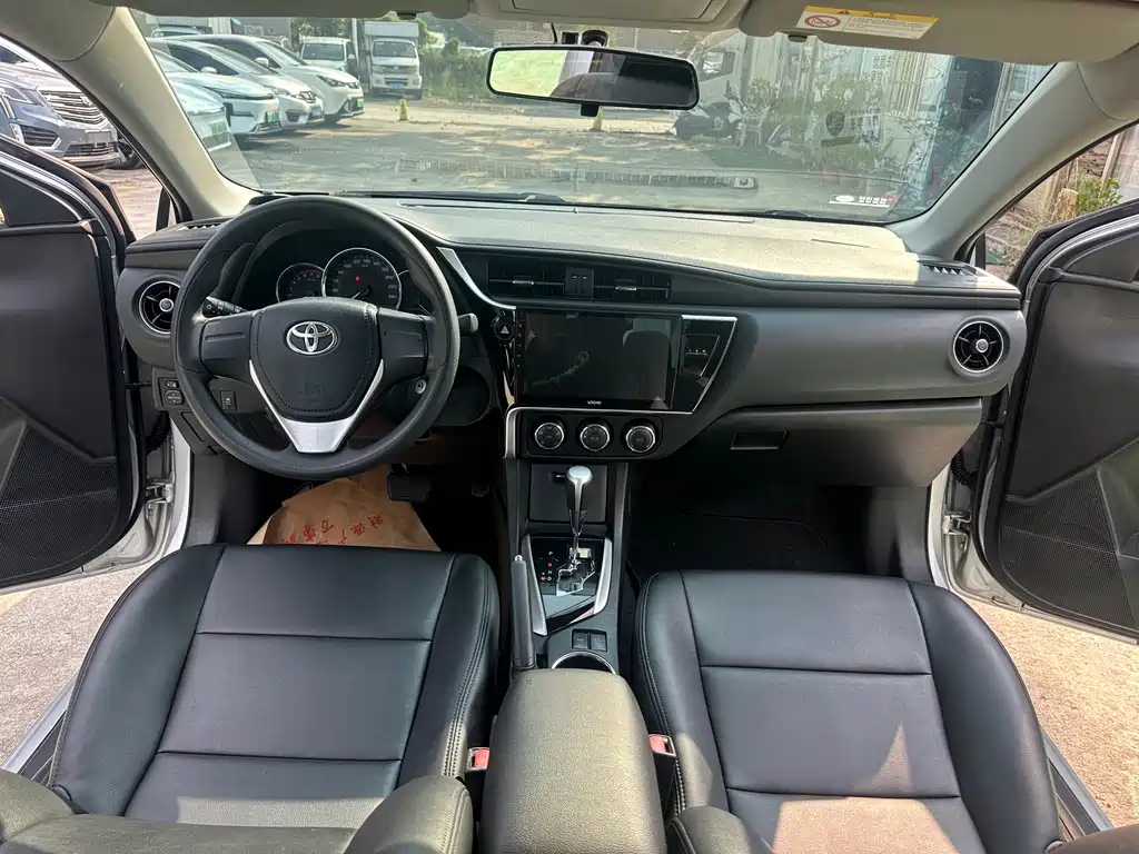 Toyota Corolla — миниатюра 13