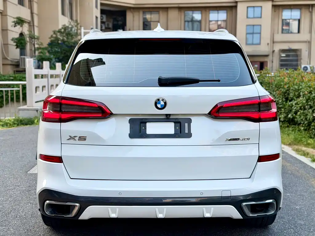 BMW X5 (Import) — миниатюра 9