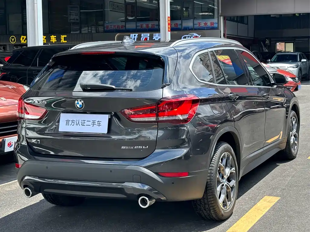 BMW X1 — миниатюра 4