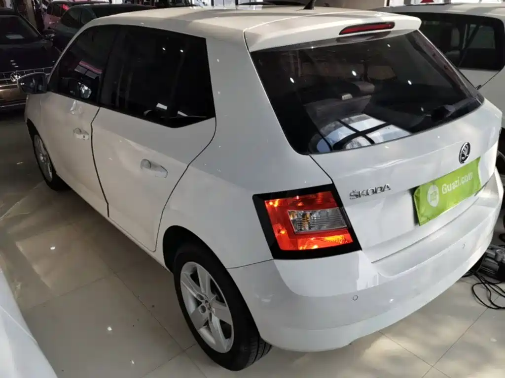 Skoda Fabia — миниатюра 5
