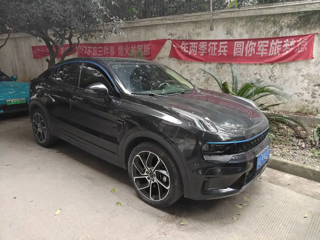 Lynk & Co 05 — миниатюра 6