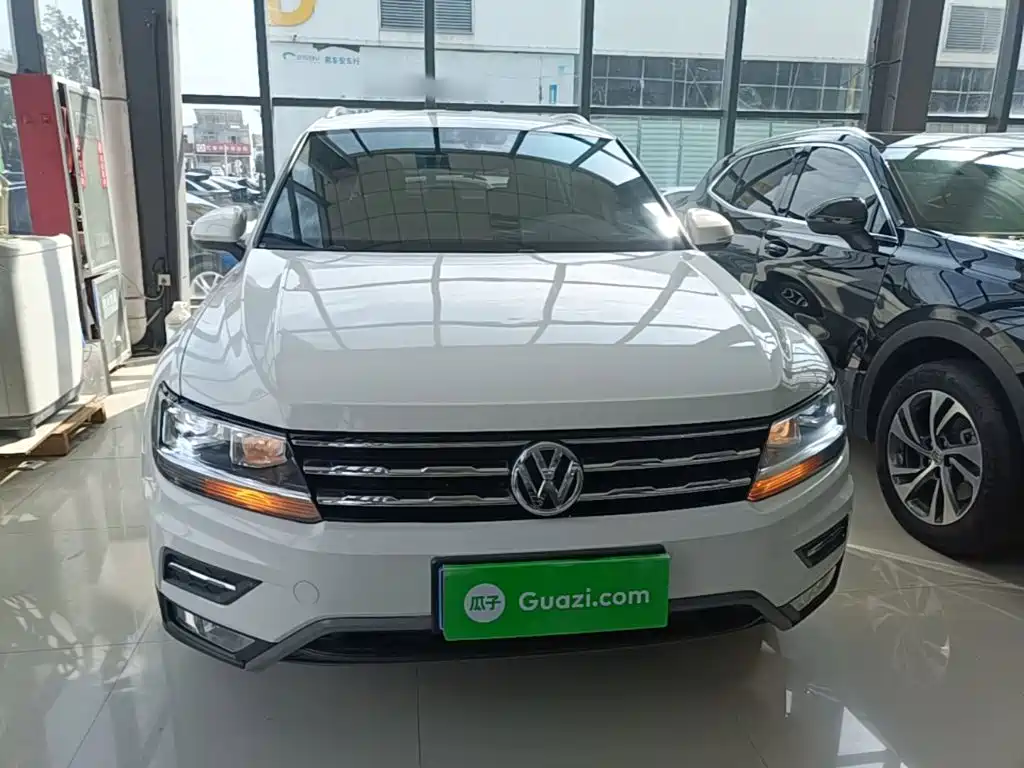 Volkswagen Tiguan L — миниатюра 3
