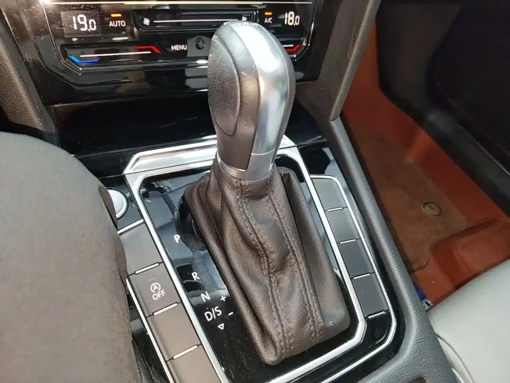 Volkswagen Magotan — миниатюра 14