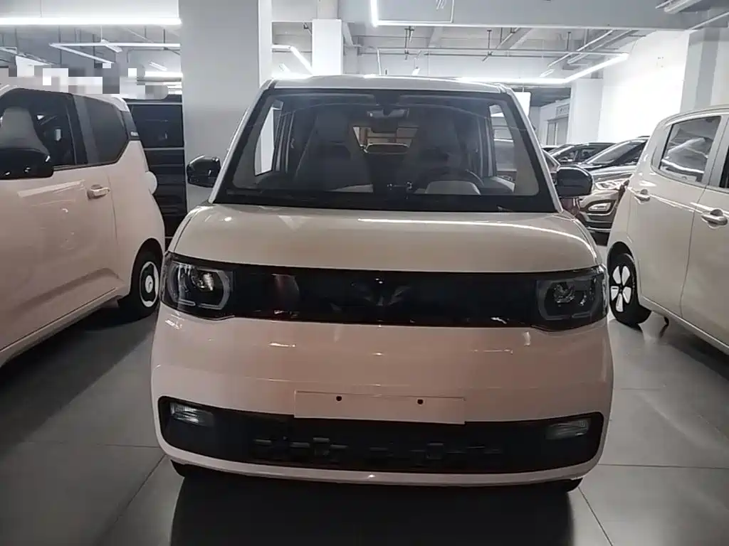 Wuling MINIEV — миниатюра 3