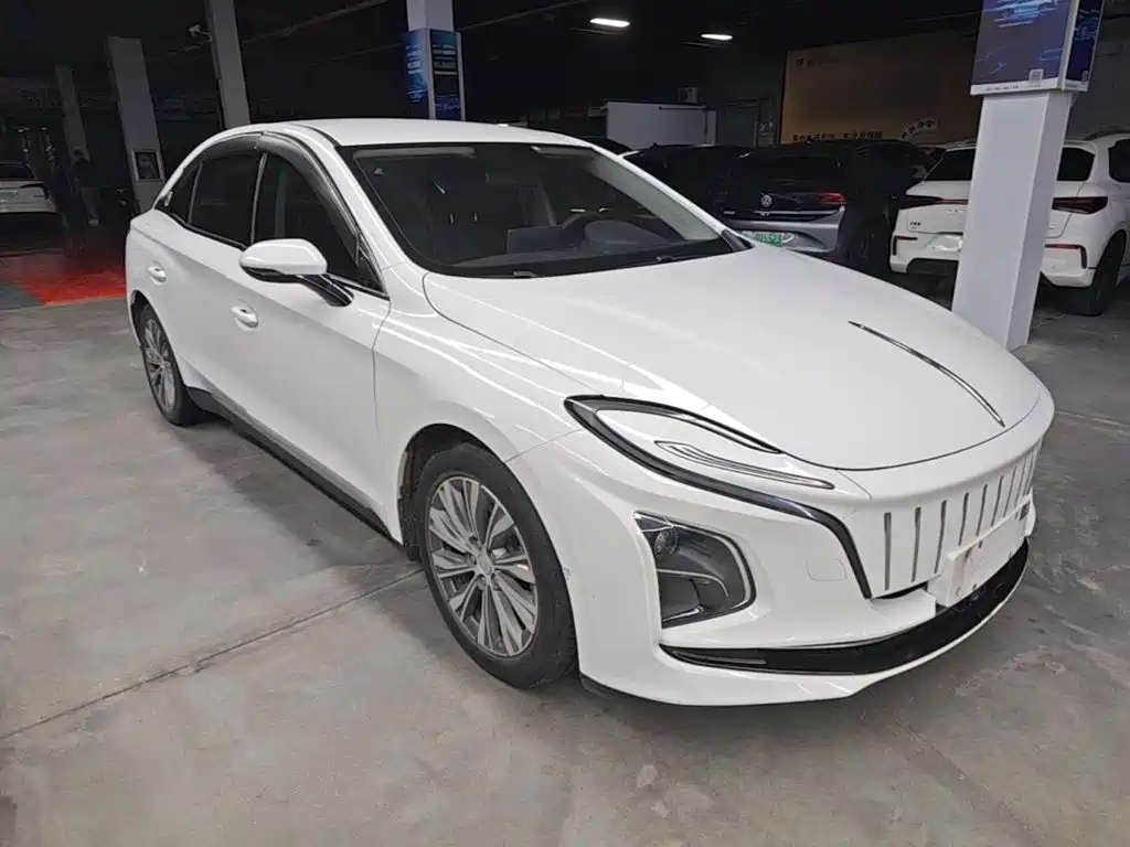 Hongqi Hongqi E-QM5 — миниатюра 4