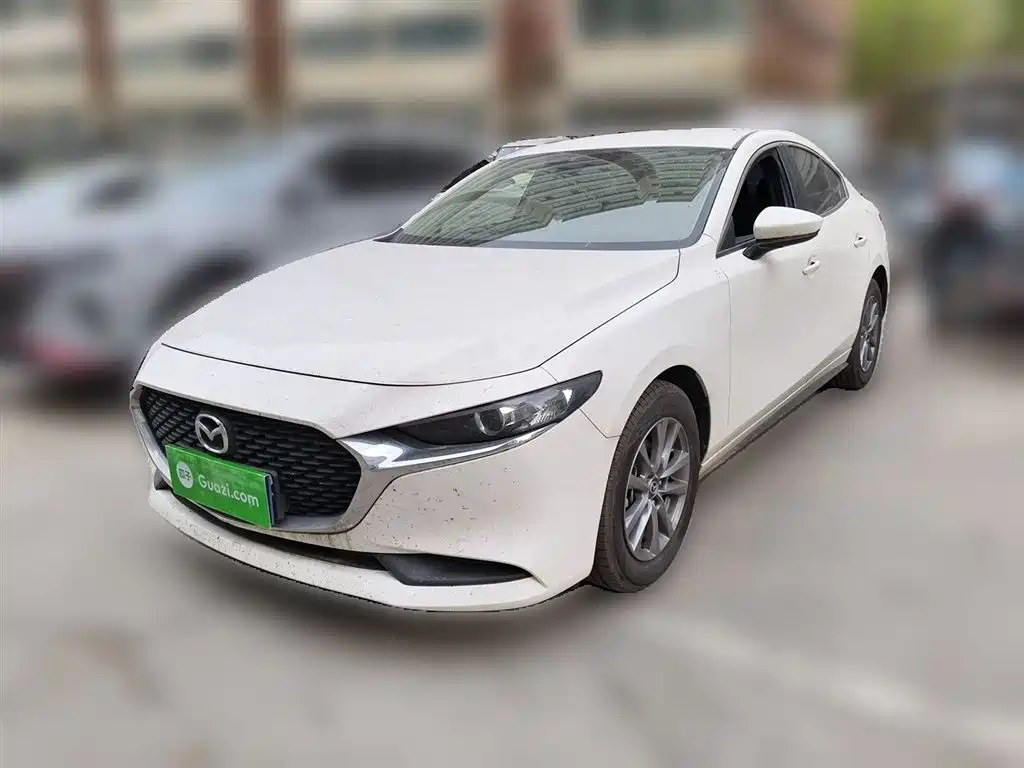 Mazda 3 Axela 2024