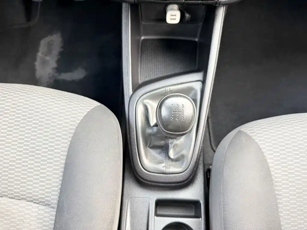 Hyundai Verna — миниатюра 12
