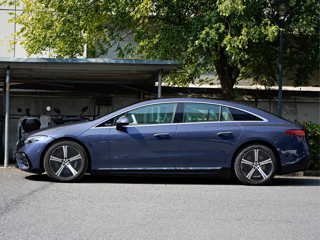 Mercedes-Benz EQS — миниатюра 3