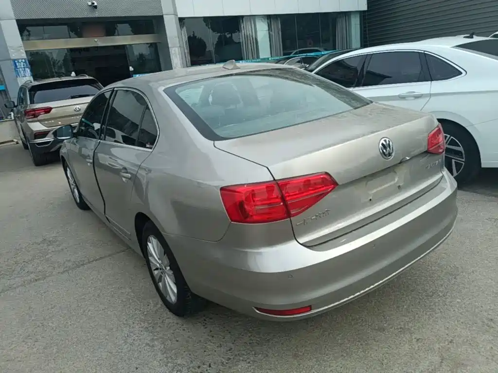 Volkswagen Sagitar — миниатюра 5