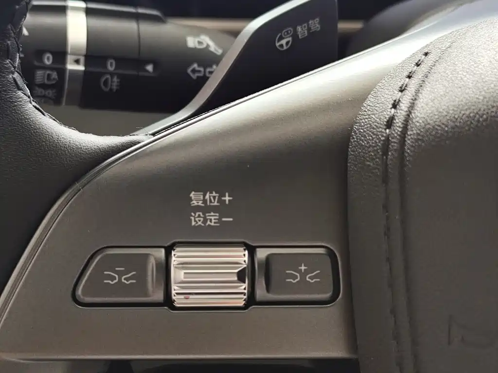 BYD Qin L — миниатюра 13