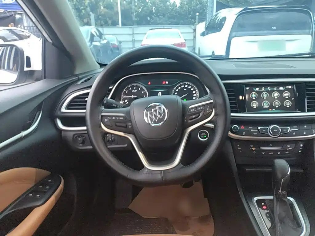 Buick Excelle — миниатюра 11