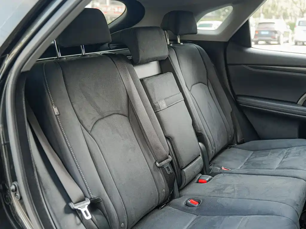 Lexus RX — миниатюра 15