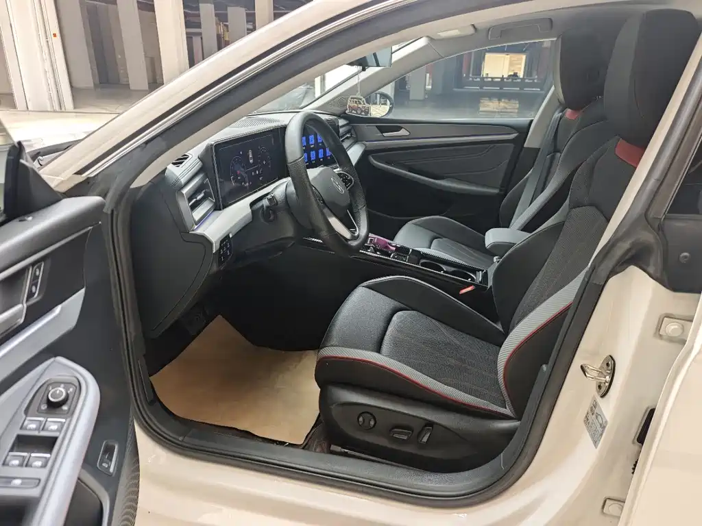 Volkswagen Lamando — миниатюра 7