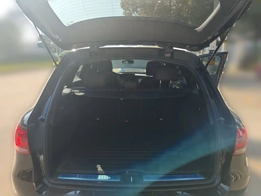 Mercedes-Benz GLC — миниатюра 15