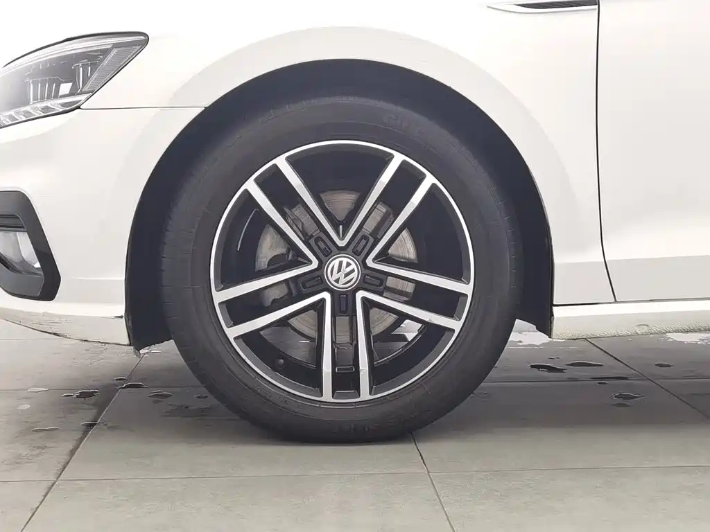 Volkswagen Lamando — миниатюра 17