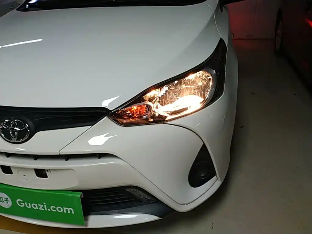 Toyota Yaris L — миниатюра 24