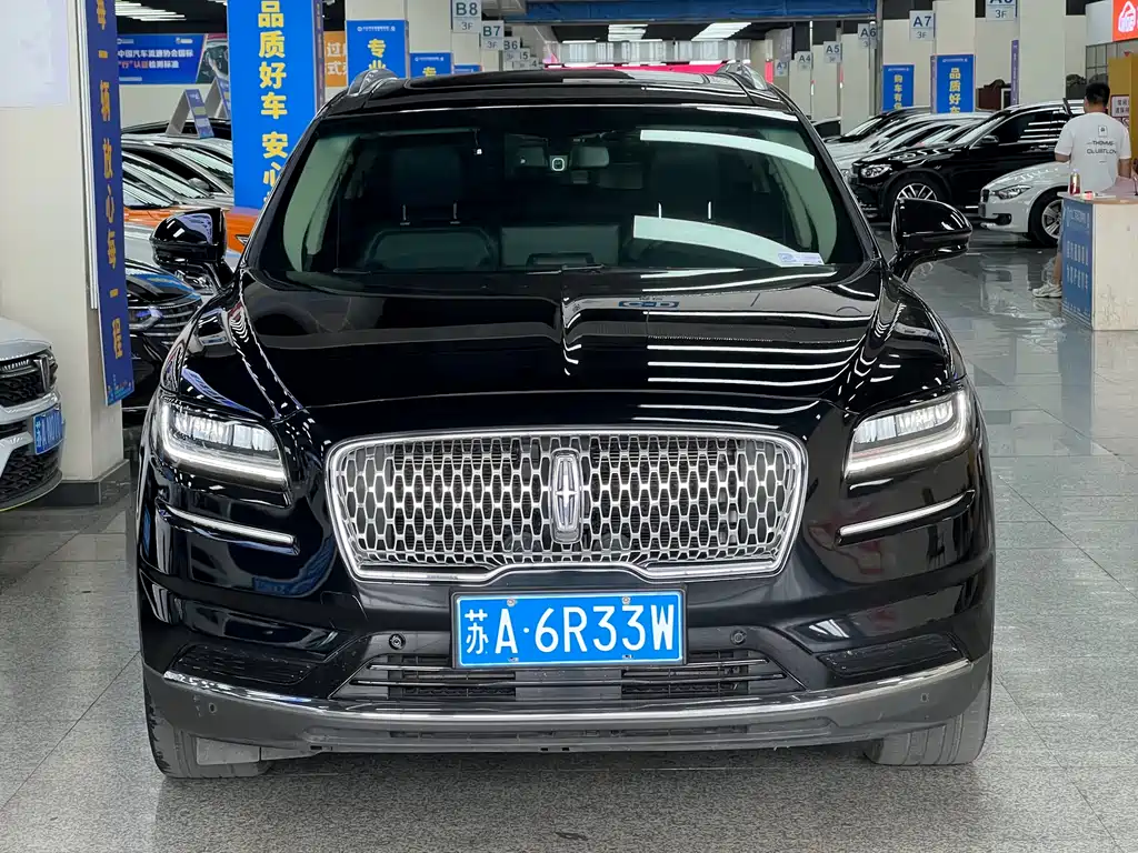 Lincoln Nautilus 2021 2.0T Premium