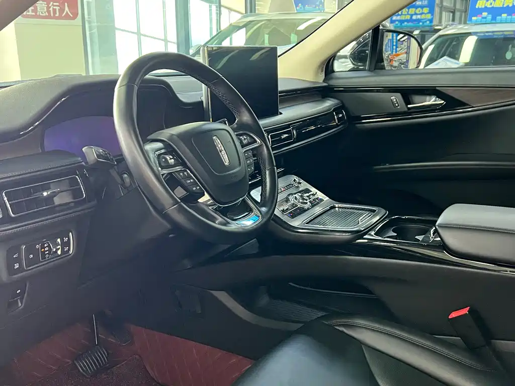 Lincoln Nautilus 2021 2.0T Premium