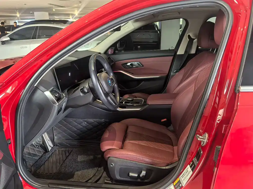 BMW i3 — миниатюра 6
