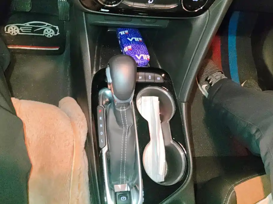 Buick Encore GX — миниатюра 16