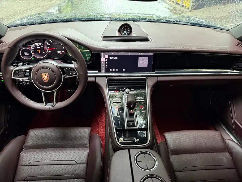 Porsche Panamera — миниатюра 12