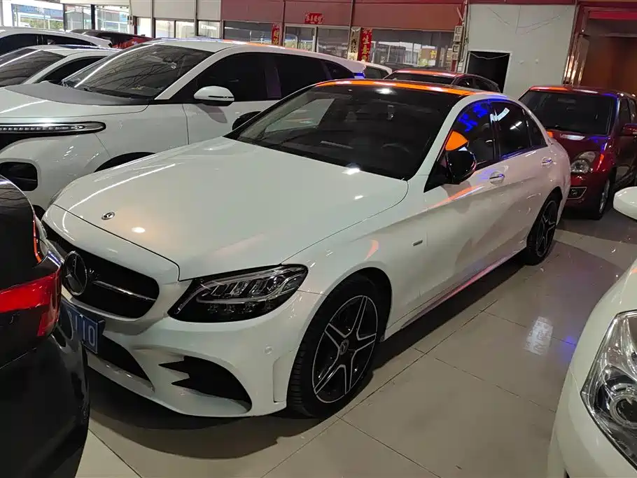 Mercedes-Benz C-Class 2020