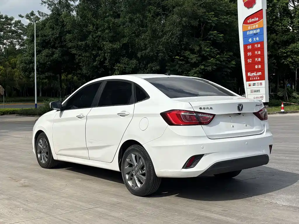 Changan Eado DT — миниатюра 4